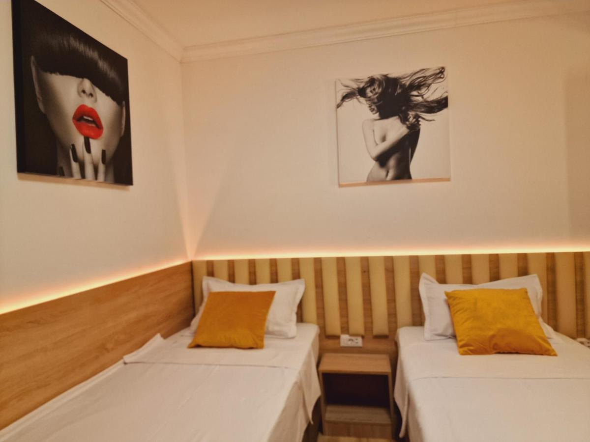 Appartement Airport Easy Link à Iasi Extérieur photo