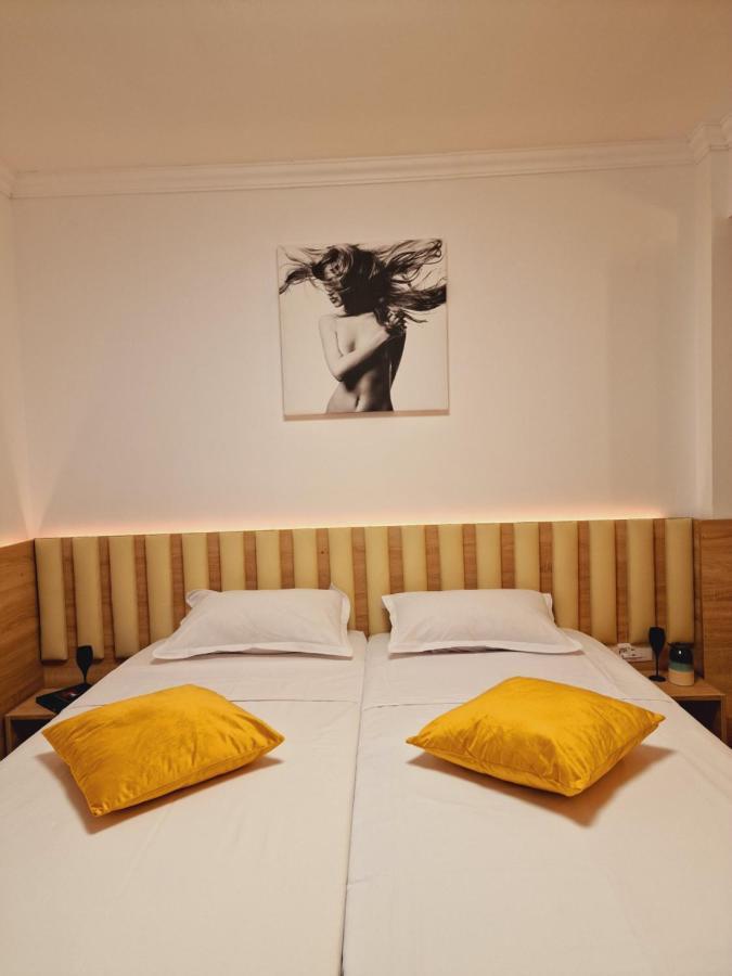 Appartement Airport Easy Link à Iasi Extérieur photo